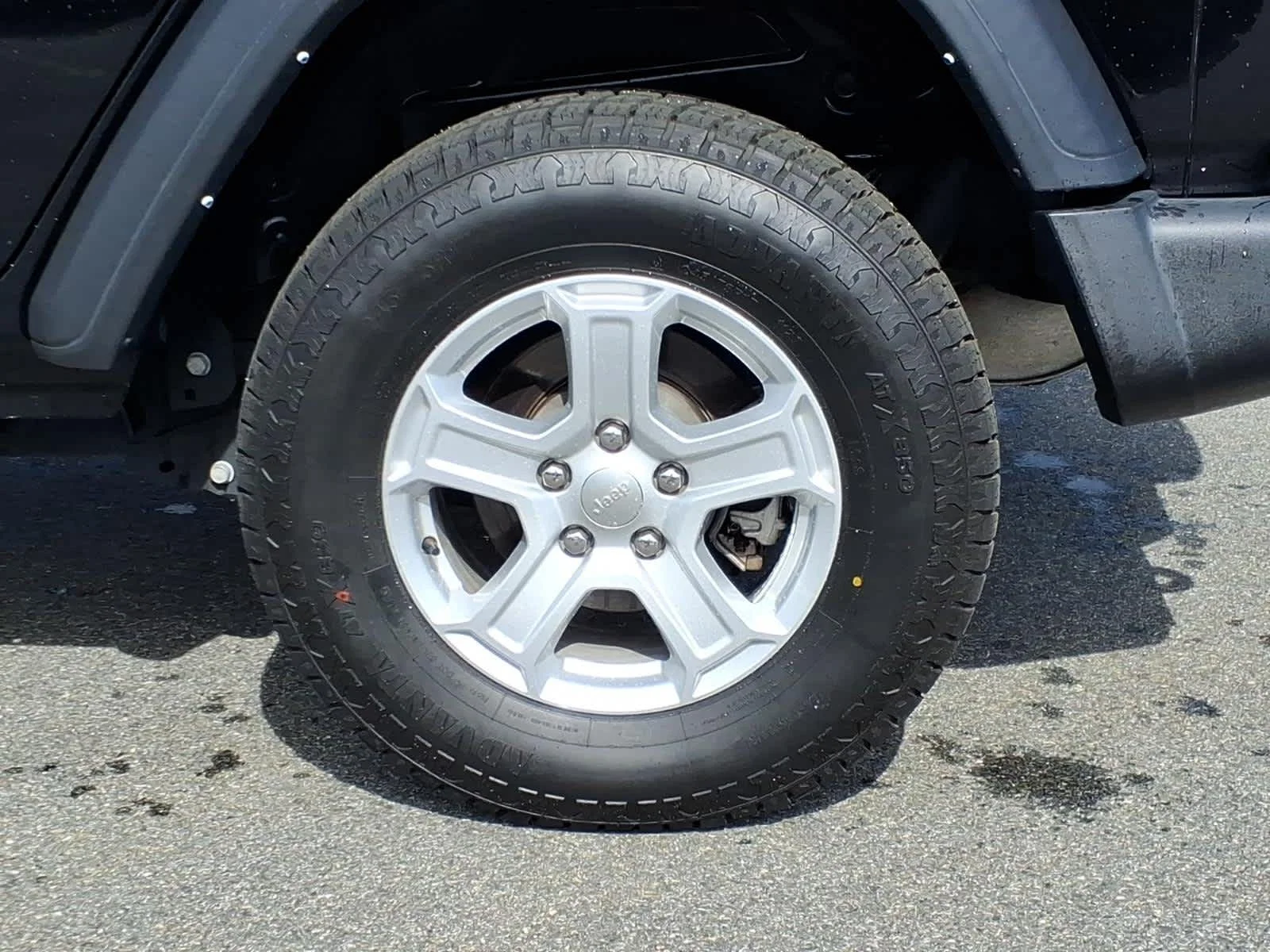 Used 2022 Black Clearcoat Jeep Unlimited Sport S image 13