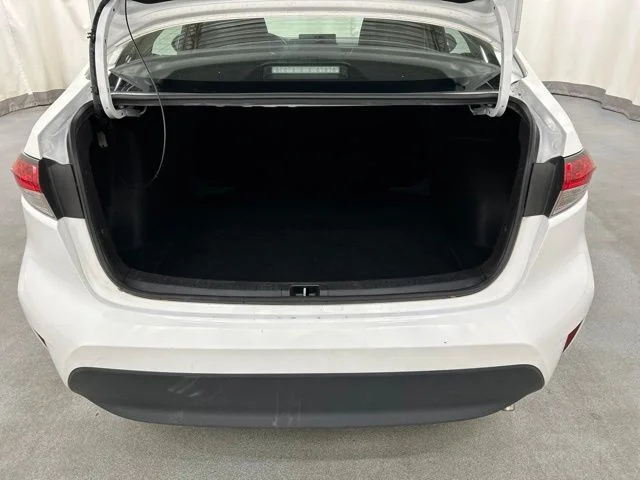 Used 2024 White Toyota LE image 24