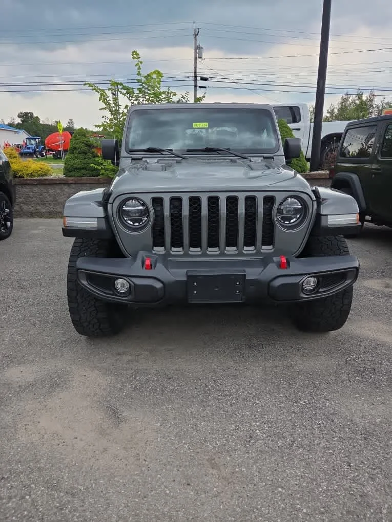Used 2022 Sting-Gray Clearcoat Jeep Rubicon image 2