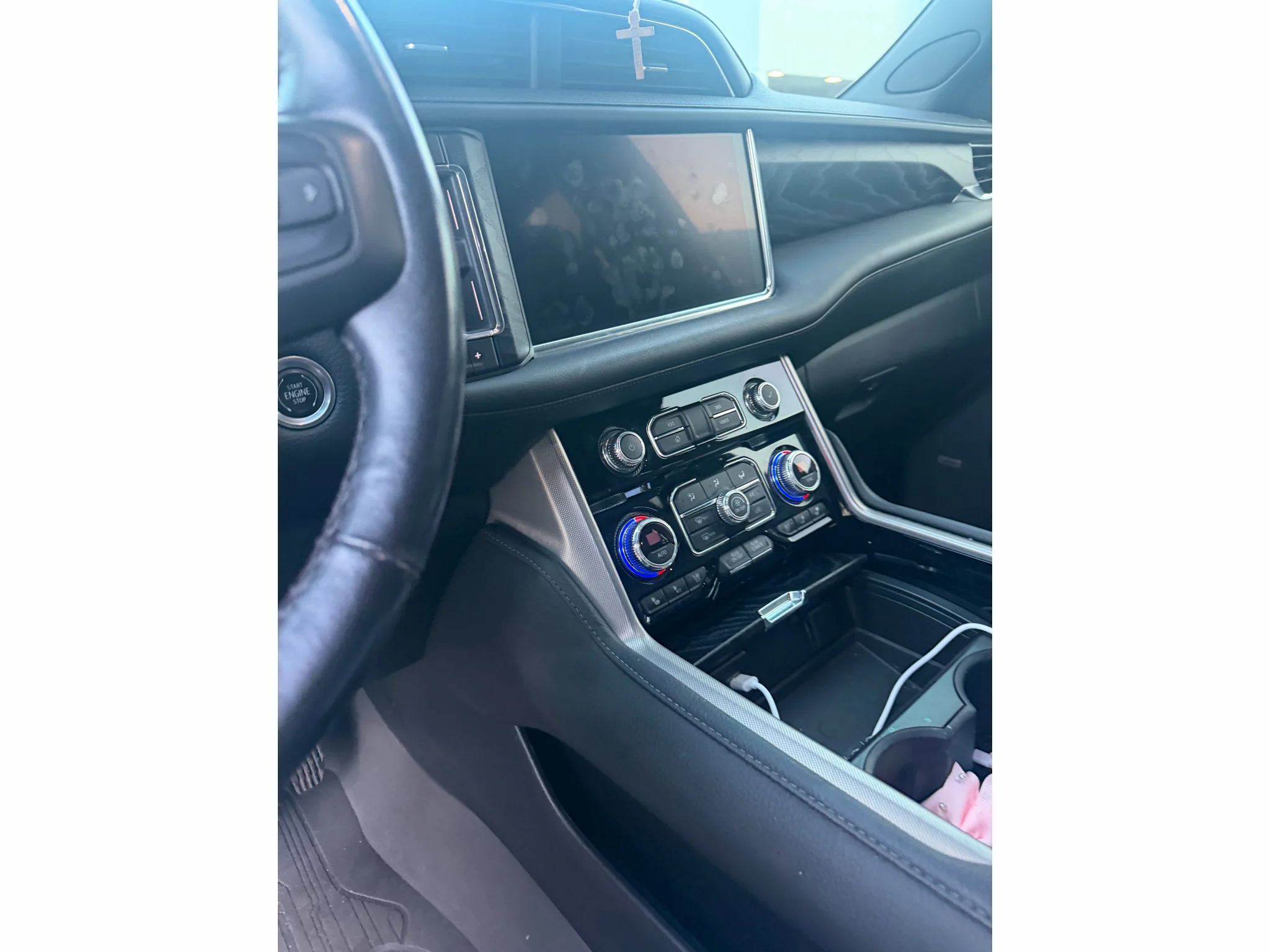 Used 2022 Onyx Black GMC Denali image 7