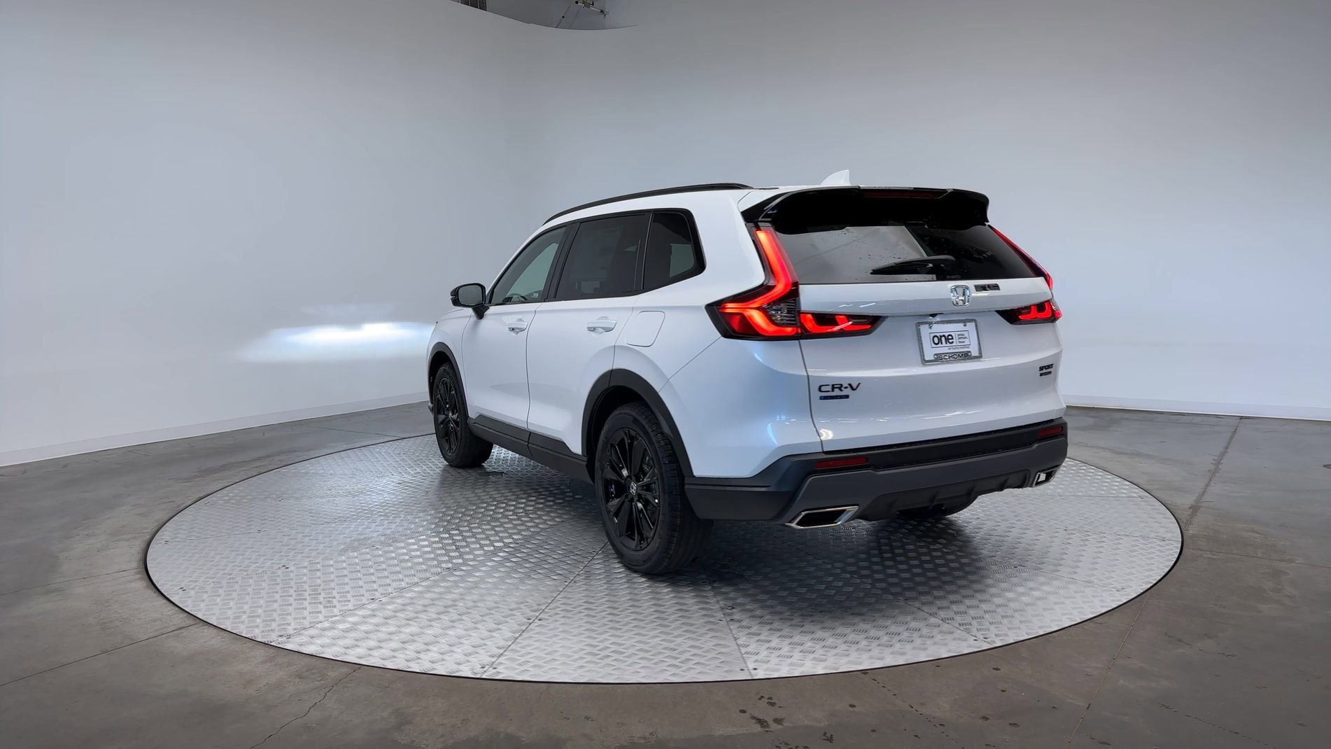 New 2026 Platinum White Pearl Honda Sport Touring image 9