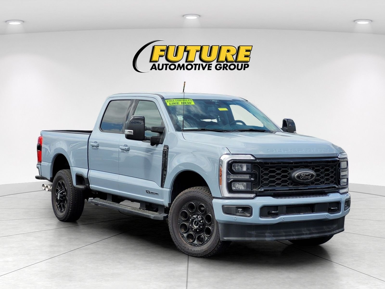 2025 Ford F-350 Lariat 4x4 Crew Cab 6-3/4' Box SRW's photo