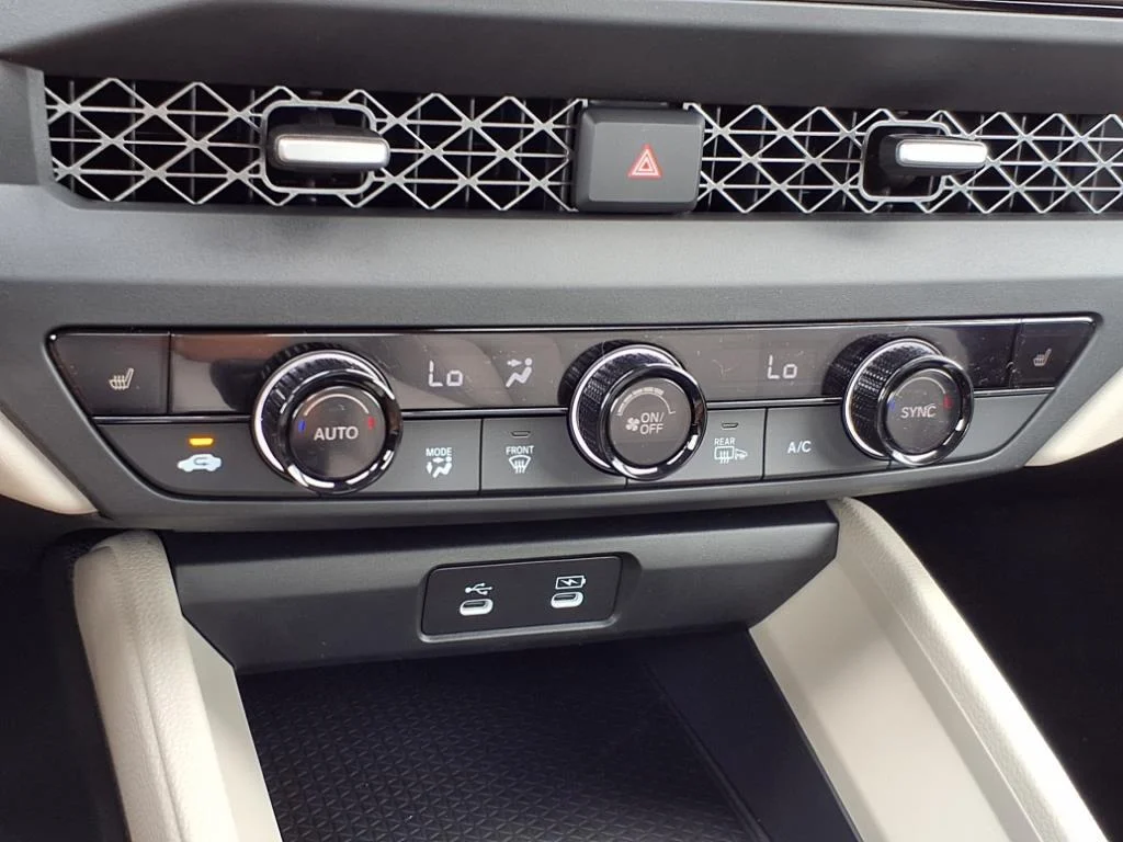 2025 Honda Accord SE - Photo 20
