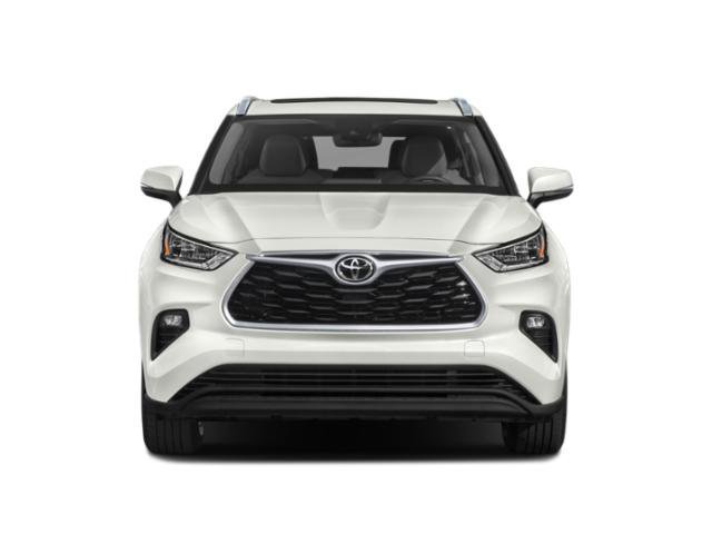 Used 2020 Moon Dust Toyota XLE image 4