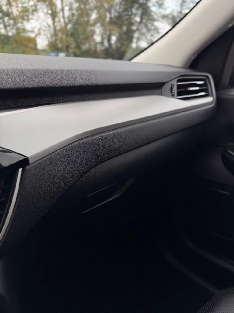Used 2022 Black Metallic Ford SEL image 33