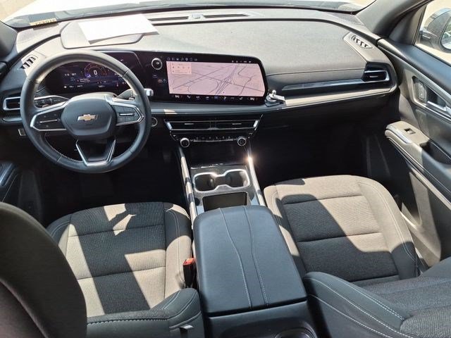 2025 Chevrolet Traverse LT - Photo 29