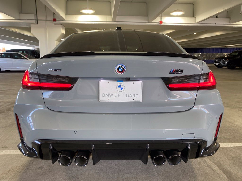 Used 2023 Brooklyn Gray Metallic BMW Competition image 4