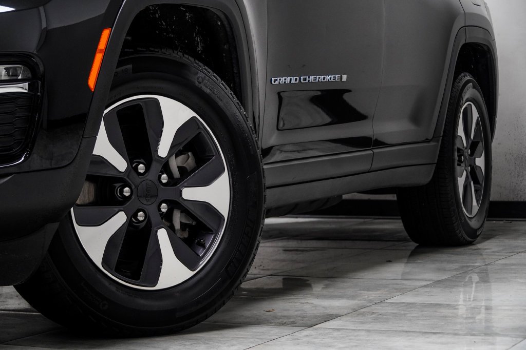 Used 2024 Black Jeep 4xe image 5