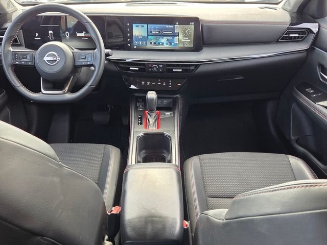 Used 2025 Gray Nissan SR image 8