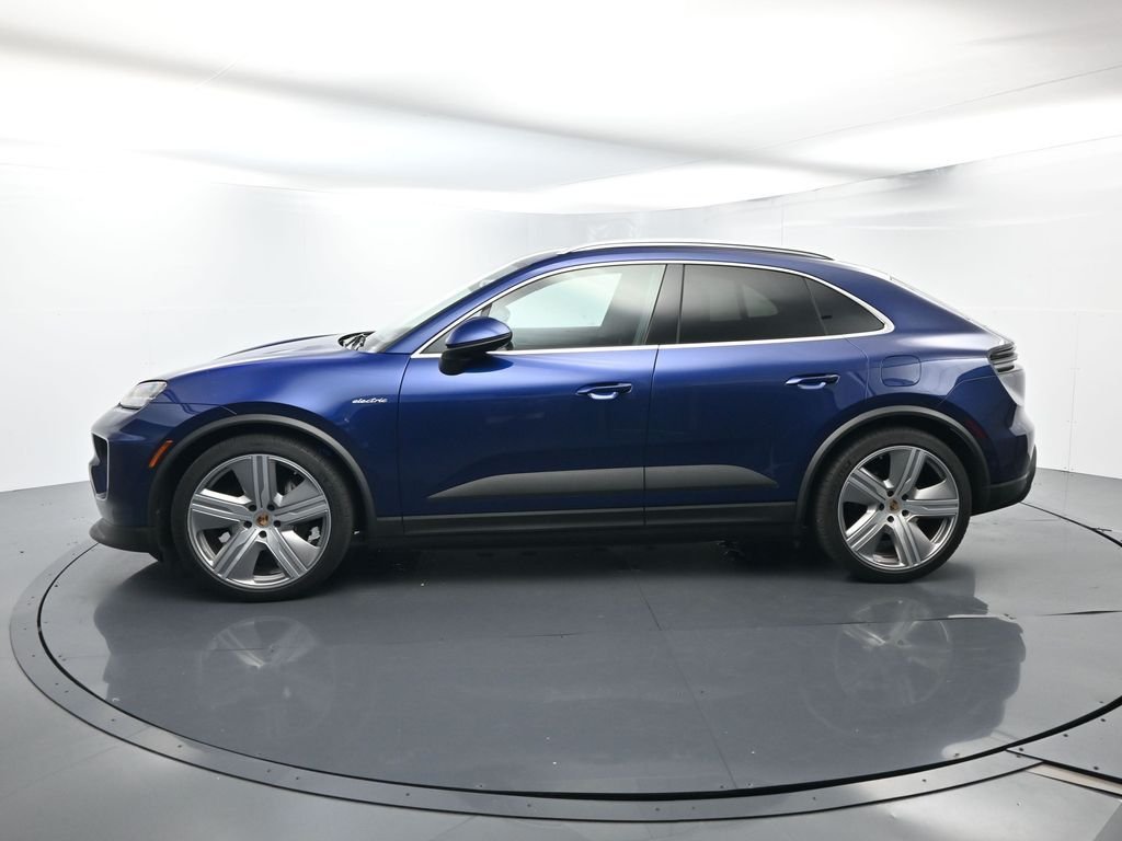 Certified 2024 Porsche Macan Base with VIN WP1AA2XA3RL000142 for sale in Miami, FL