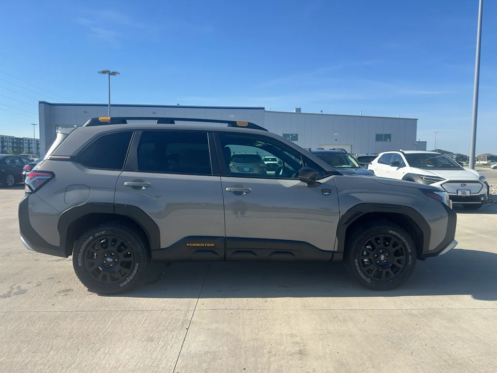 New 2026 RIVER ROCK PEARL Subaru Wilderness image 4