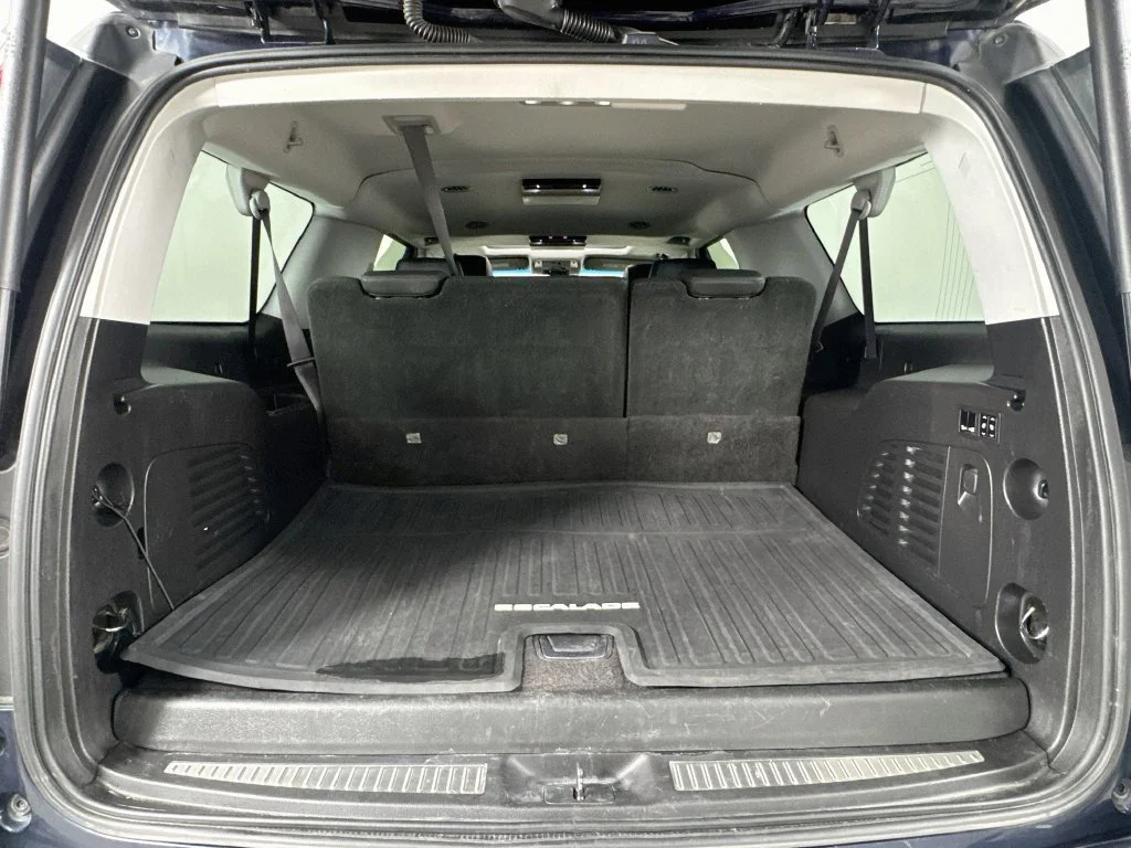 Used 2017 Blue Cadillac Premium image 34