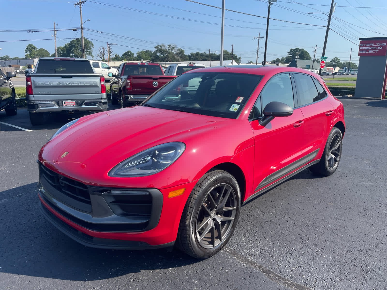 2024 Porsche Macan T
