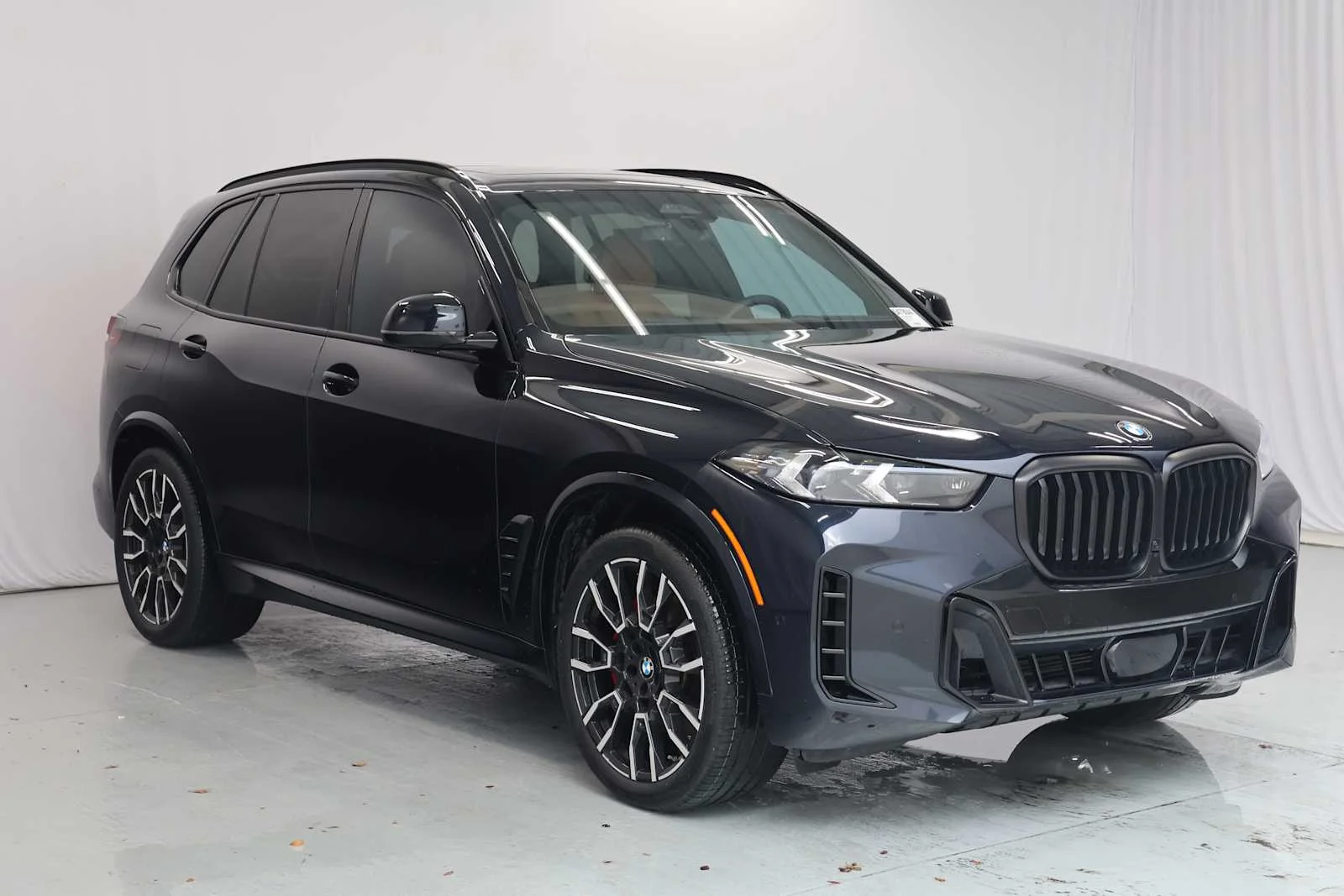 Certified Used 2024 Carbon Black Metallic BMW xDrive40i image 3