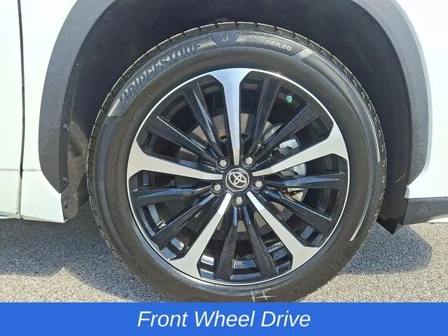 Used 2022 Beige Toyota XSE image 10