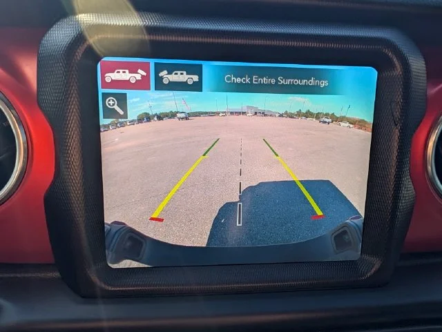 Used 2022 Gray Jeep Rubicon image 20