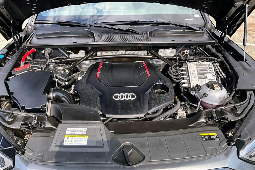 Used 2023 Gray Audi Premium Plus image 30