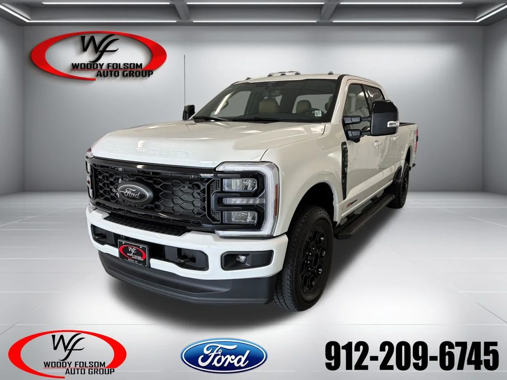 New 2026 White Ford Lariat image 1
