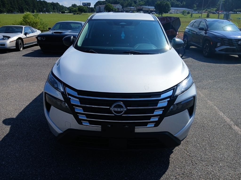 Used 2024 Silver Nissan S image 1