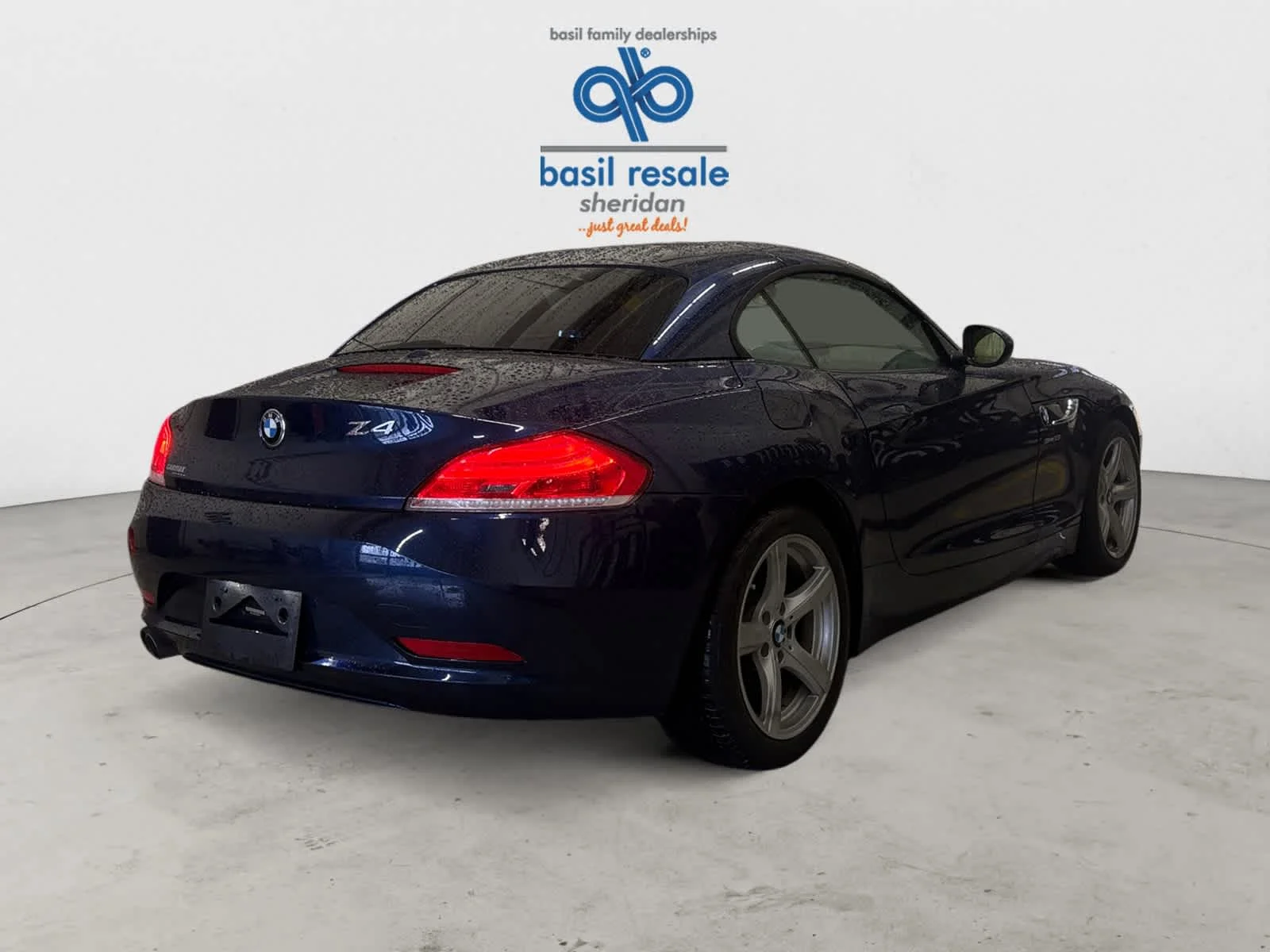 Used 2015 Deep Sea Blue Metallic BMW sDrive28i image 6