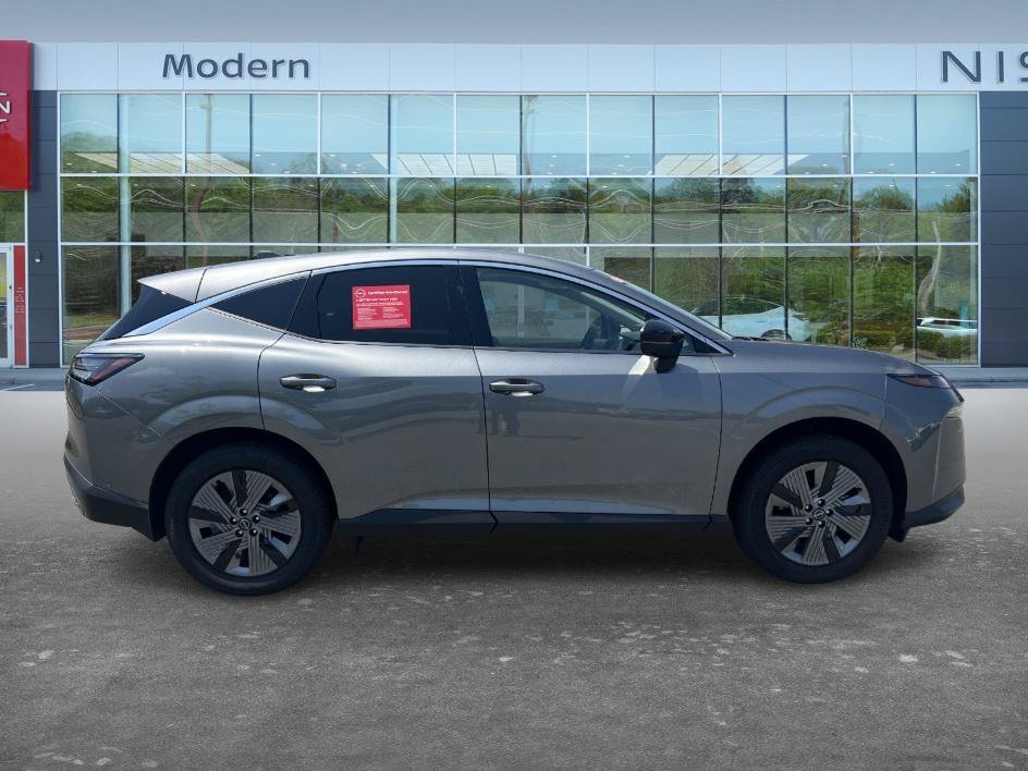 Certified Used 2025 Gun Metallic Nissan SL image 4