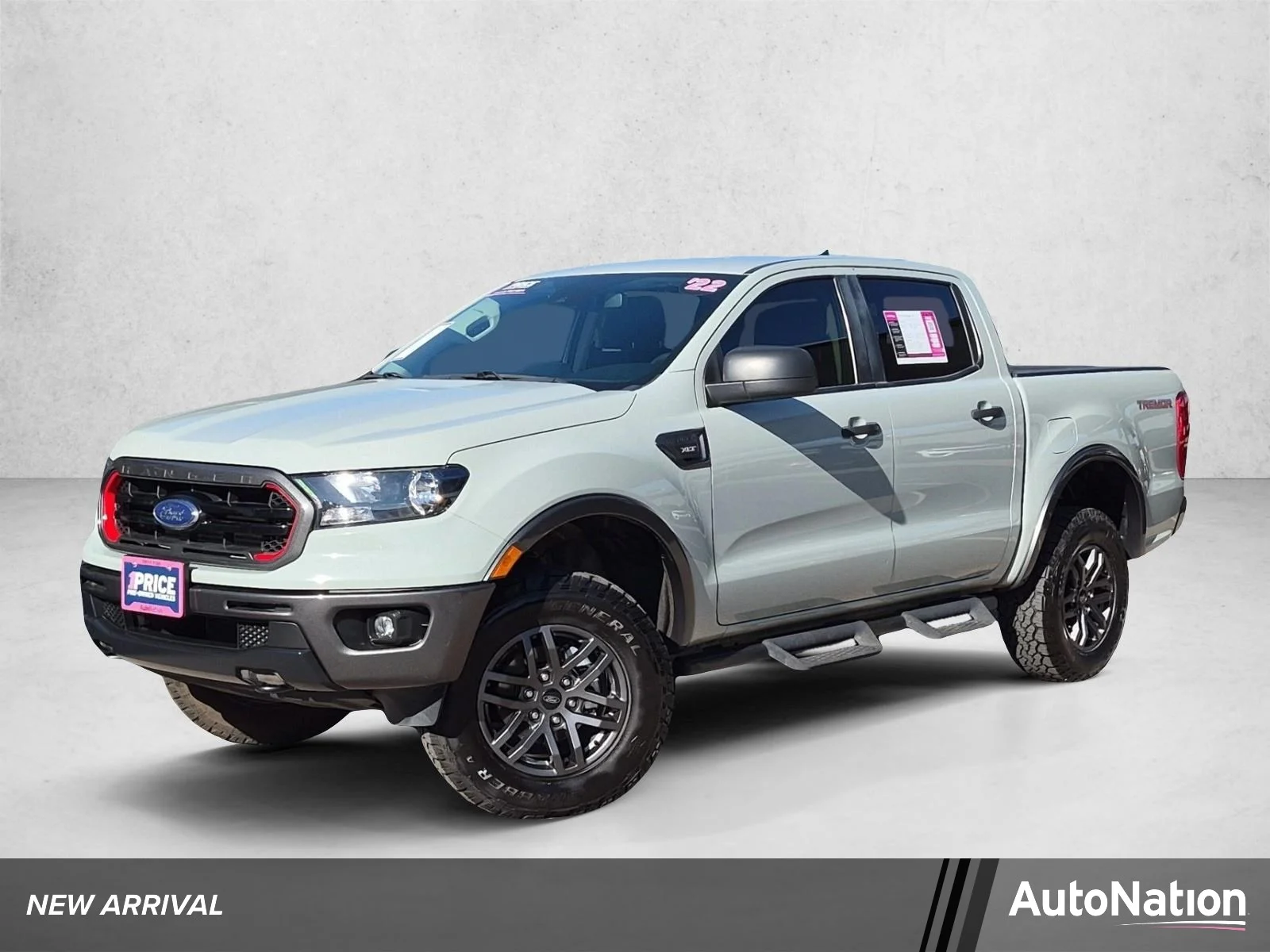 Used 2022 Cactus Gray Ford XLT image 1