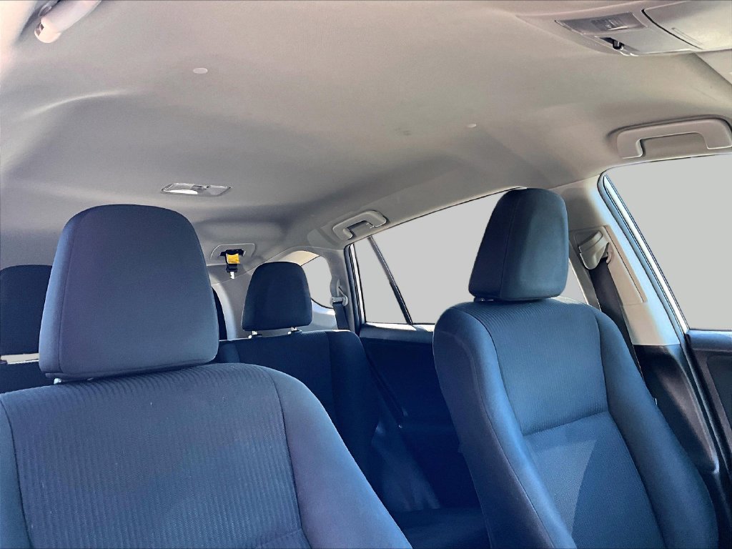 Used 2017 Silver Toyota LE image 22
