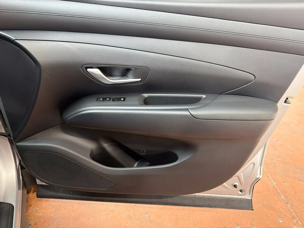 New 2026 Shimmering Silver Hyundai SEL image 29