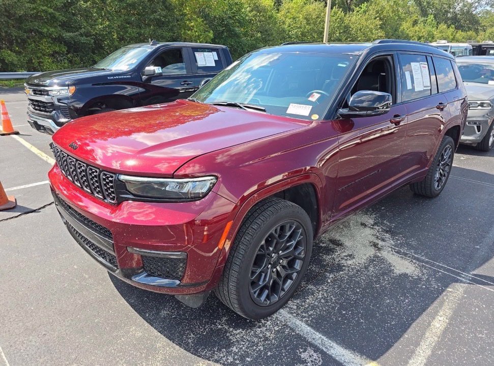 Used 2025 Red Jeep Summit image 1