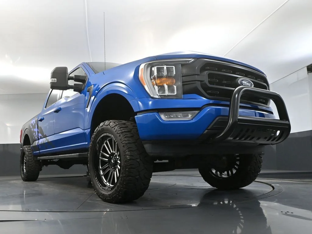 Used 2021 Blue Ford XLT image 57