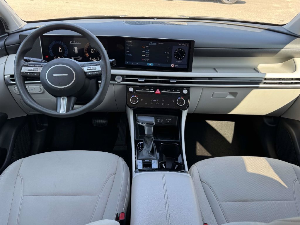 Used 2025 Gray Hyundai SEL image 2