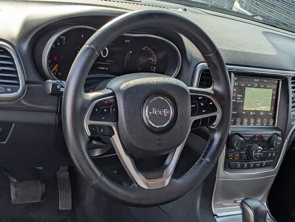 2018 Jeep Grand Cherokee Altitude - Photo 17
