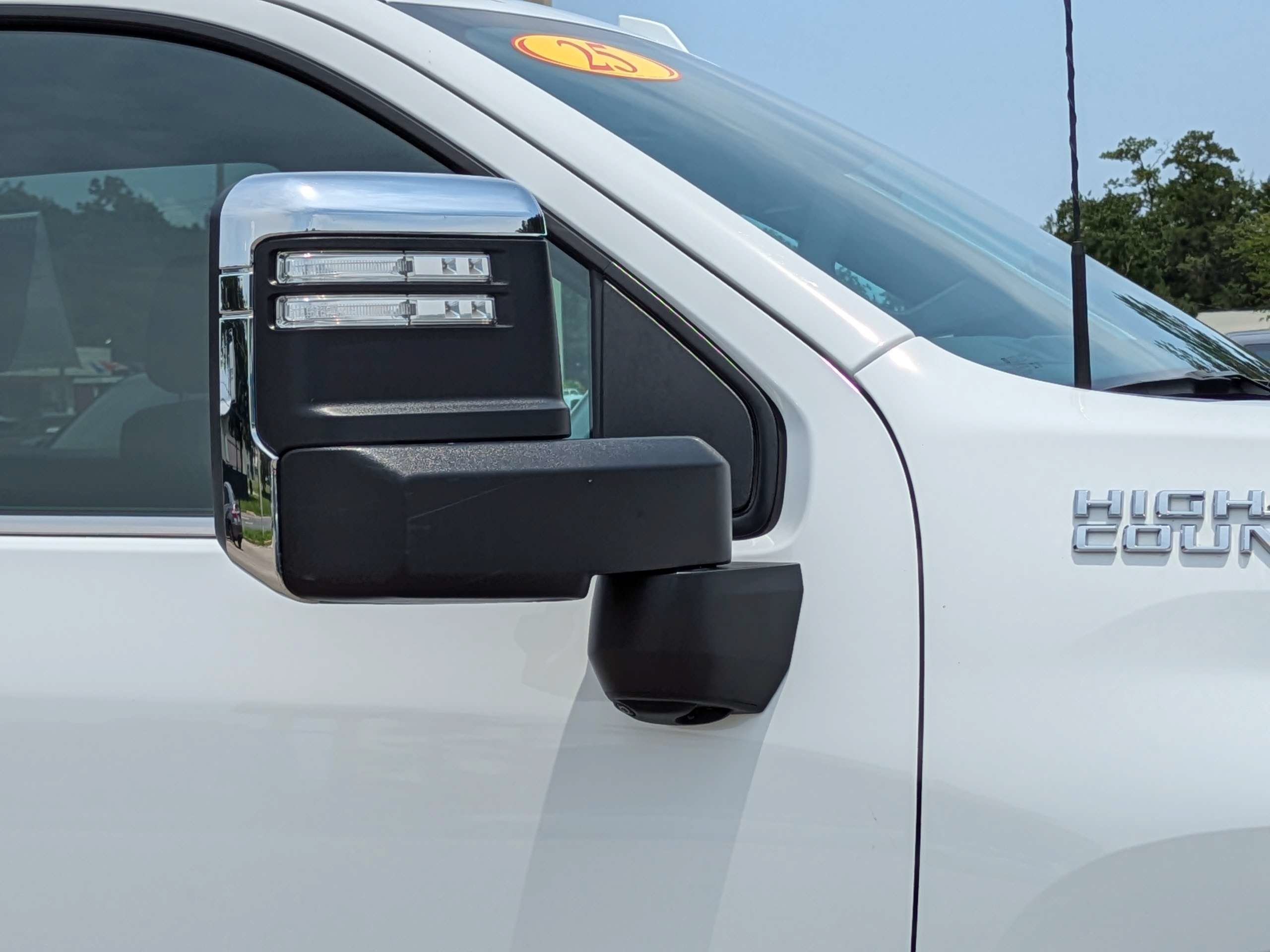 Used 2025 Summit White Chevrolet High Country image 12