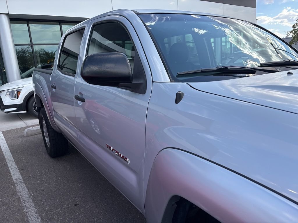 Used 2013 Silver Toyota Base image 10