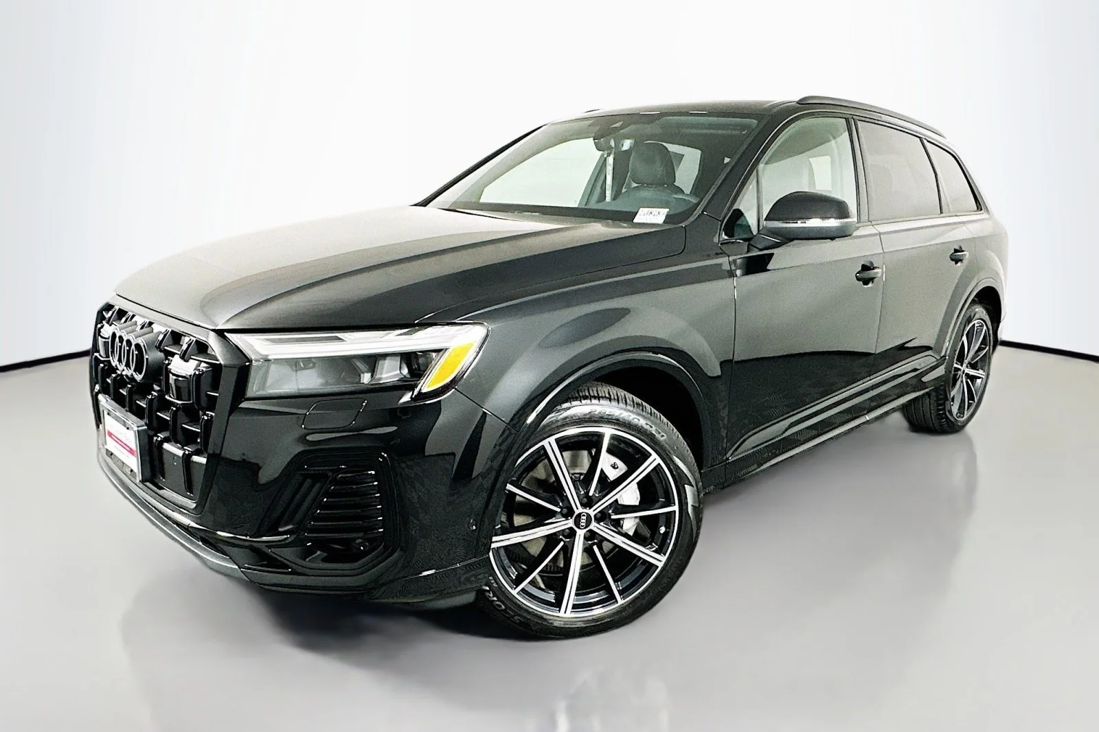 2026 Audi Q7 45 Premium Plus quattro Tiptronic's photo