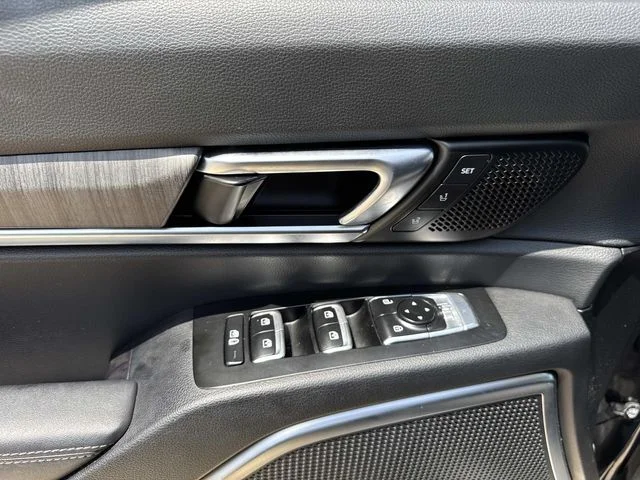 Used 2024 Black Kia SX image 35
