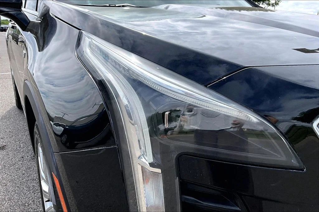 Used 2021 Black Cadillac Premium Luxury image 31