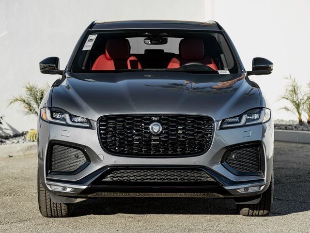 New 2026 Eiger Grey JAGUAR P250 R-DYNAMIC S image 3