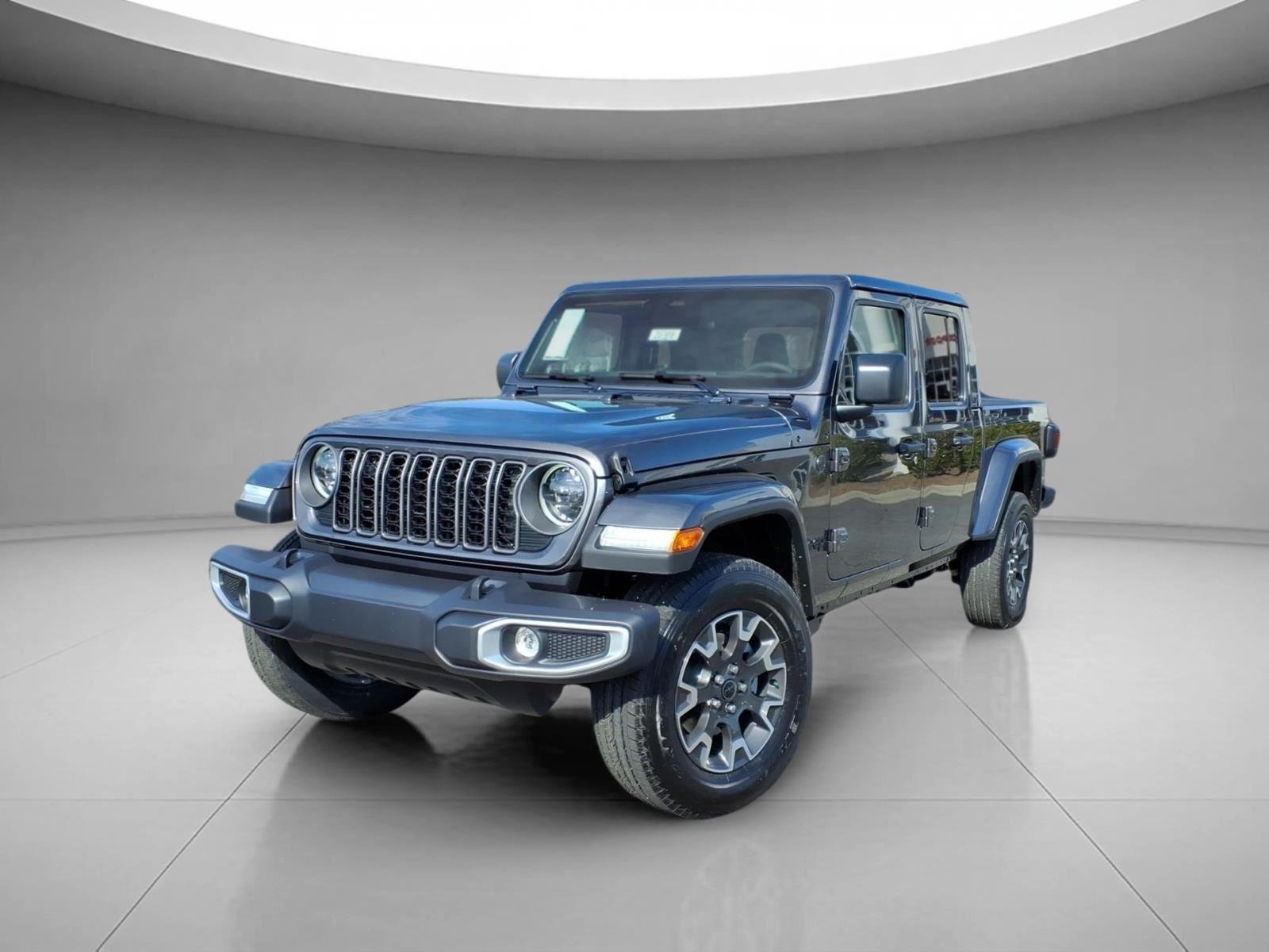 2026 Jeep Gladiator Sahara Auto's photo