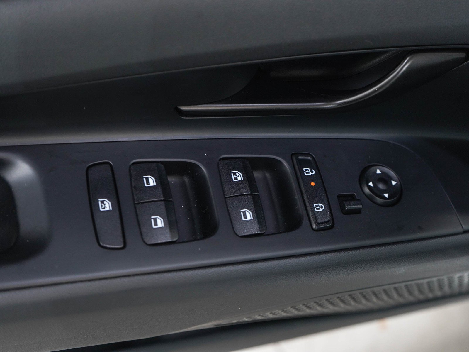 2025 Hyundai Elantra Blue - Photo 21