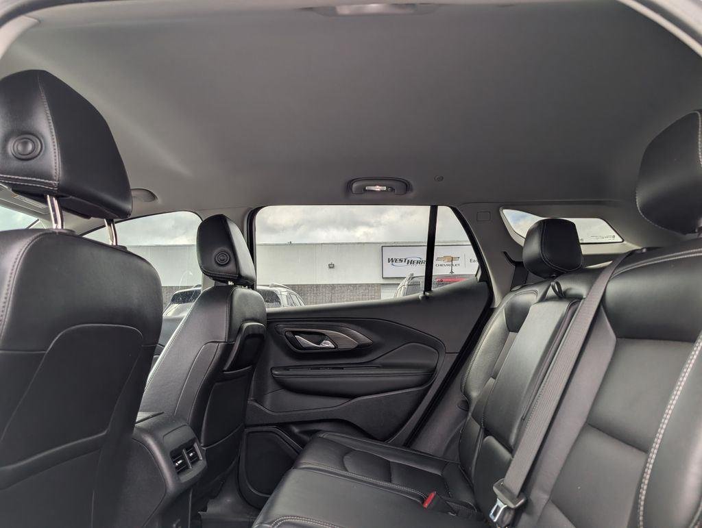 Used 2023 Summit White GMC SLT image 10