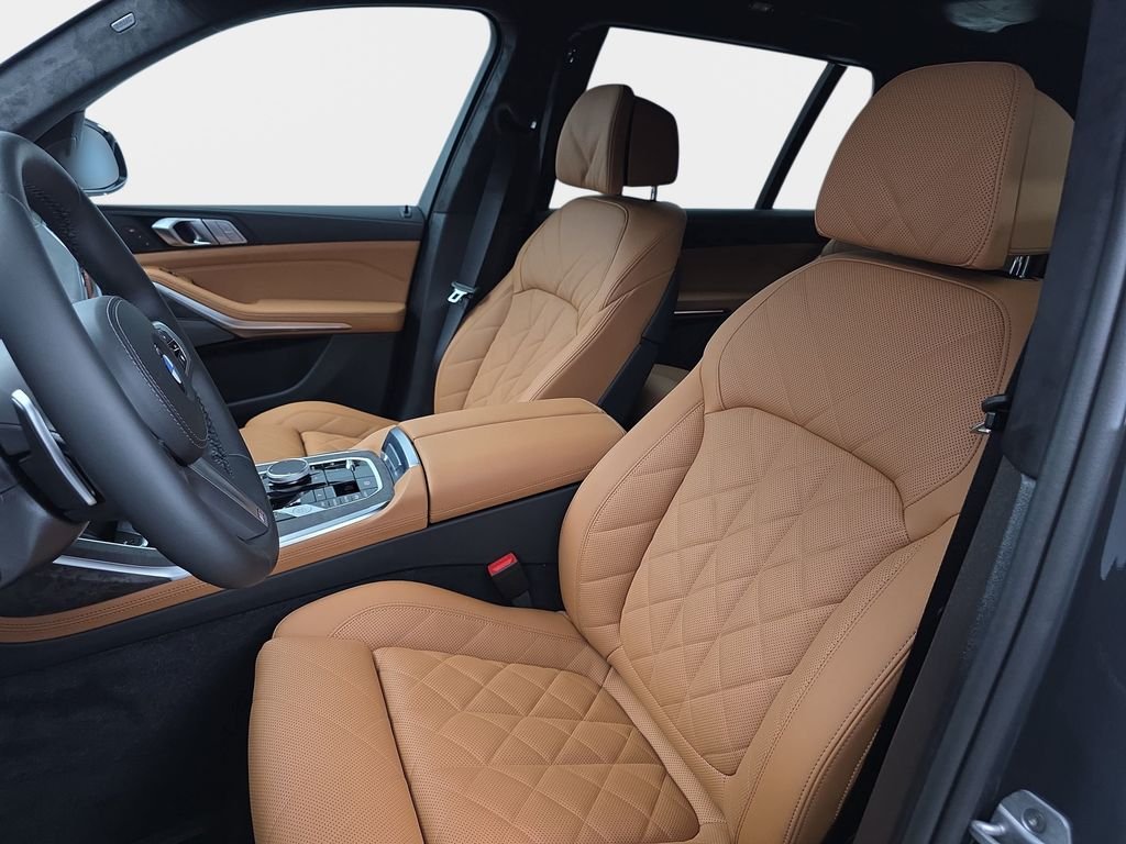 New 2027 Dravit Grey Metallic BMW xDrive40i image 16