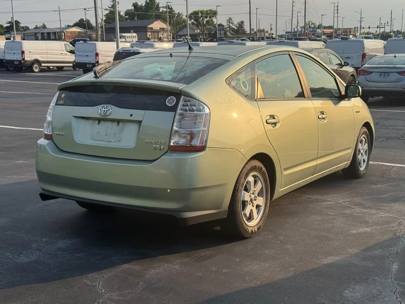 Used 2007 Silver Pine Mica Toyota 5dr HB (Natl) image 3