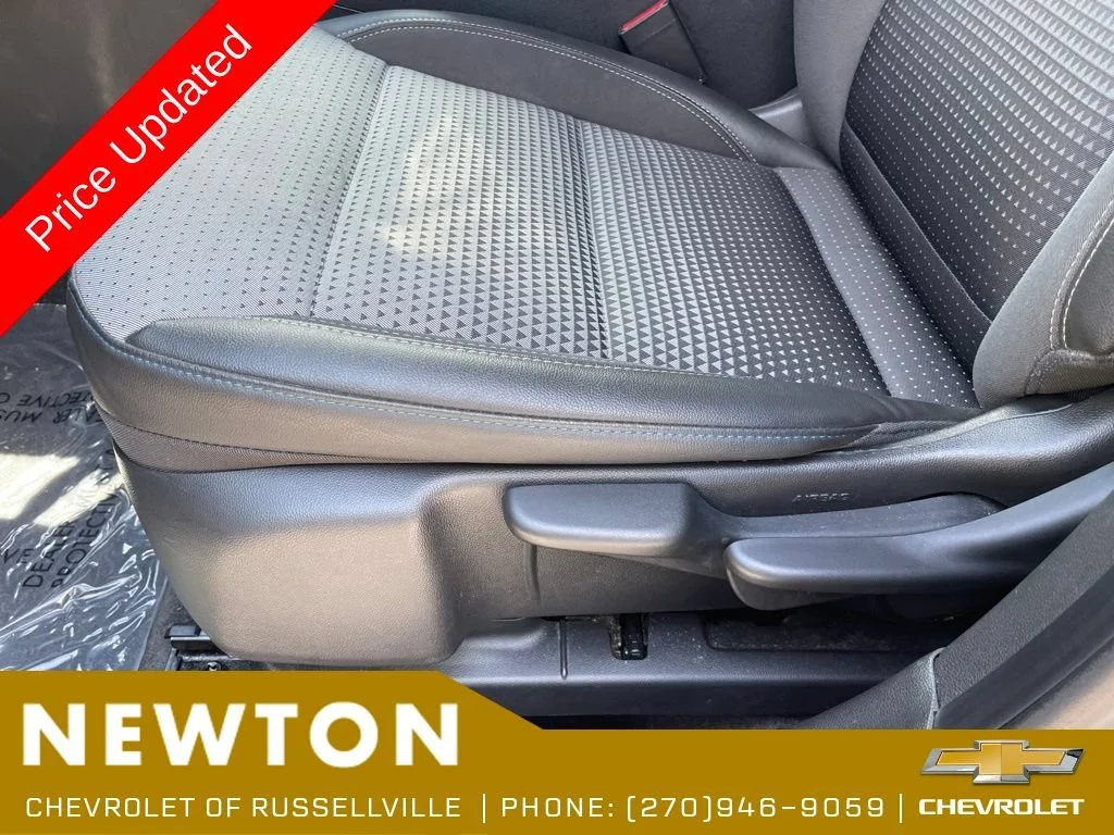 Used 2024 Crimson Metallic Chevrolet LT image 6