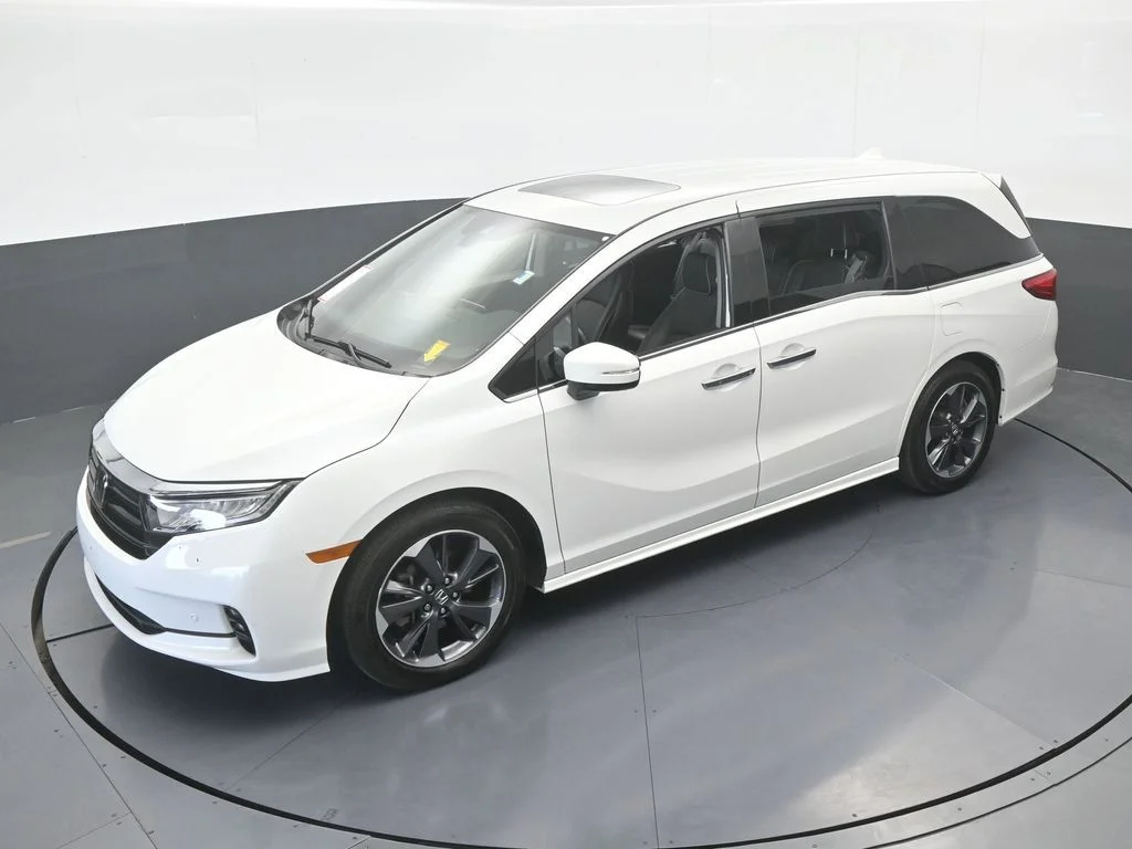 Used 2022 White Honda Elite image 51