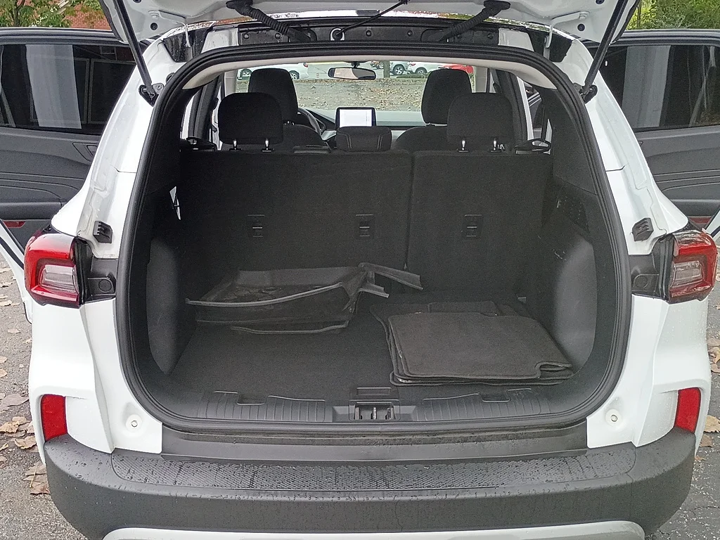 Used 2025 Oxford White Ford Active image 13