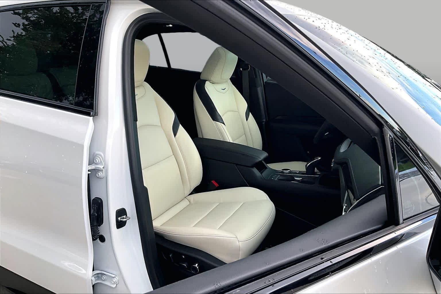 Used 2023 Crystal White Tricoat Cadillac FWD Sport image 9
