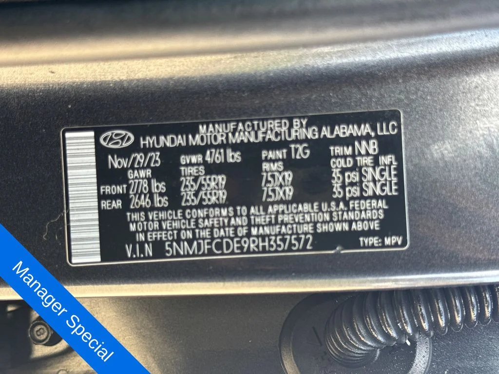 Used 2024 Gray Hyundai SEL image 31