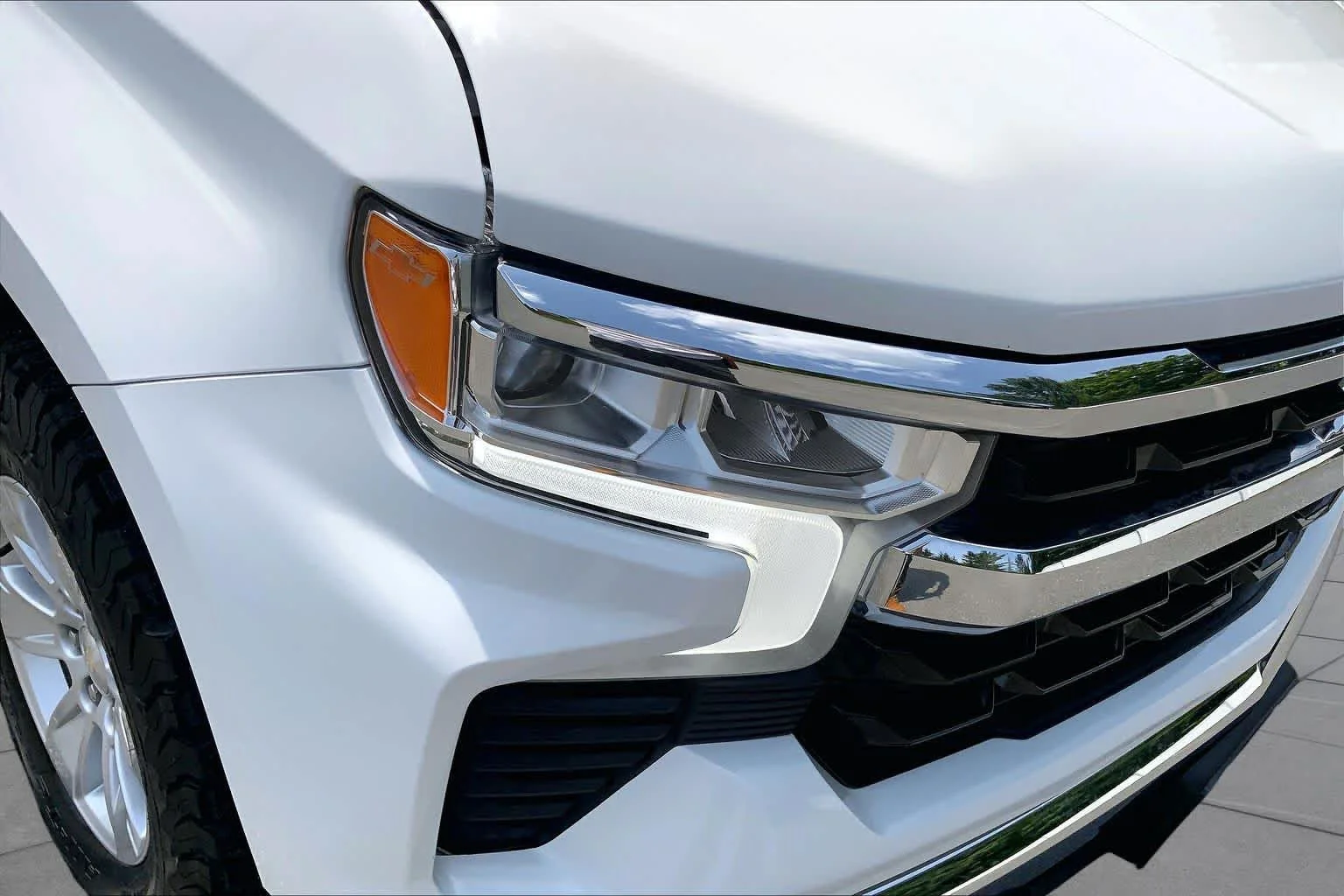 Certified Used 2022 Summit White Chevrolet LT image 27