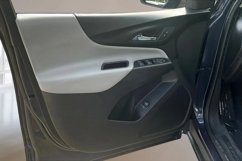 Used 2019 Storm Blue Metallic Chevrolet LT image 19